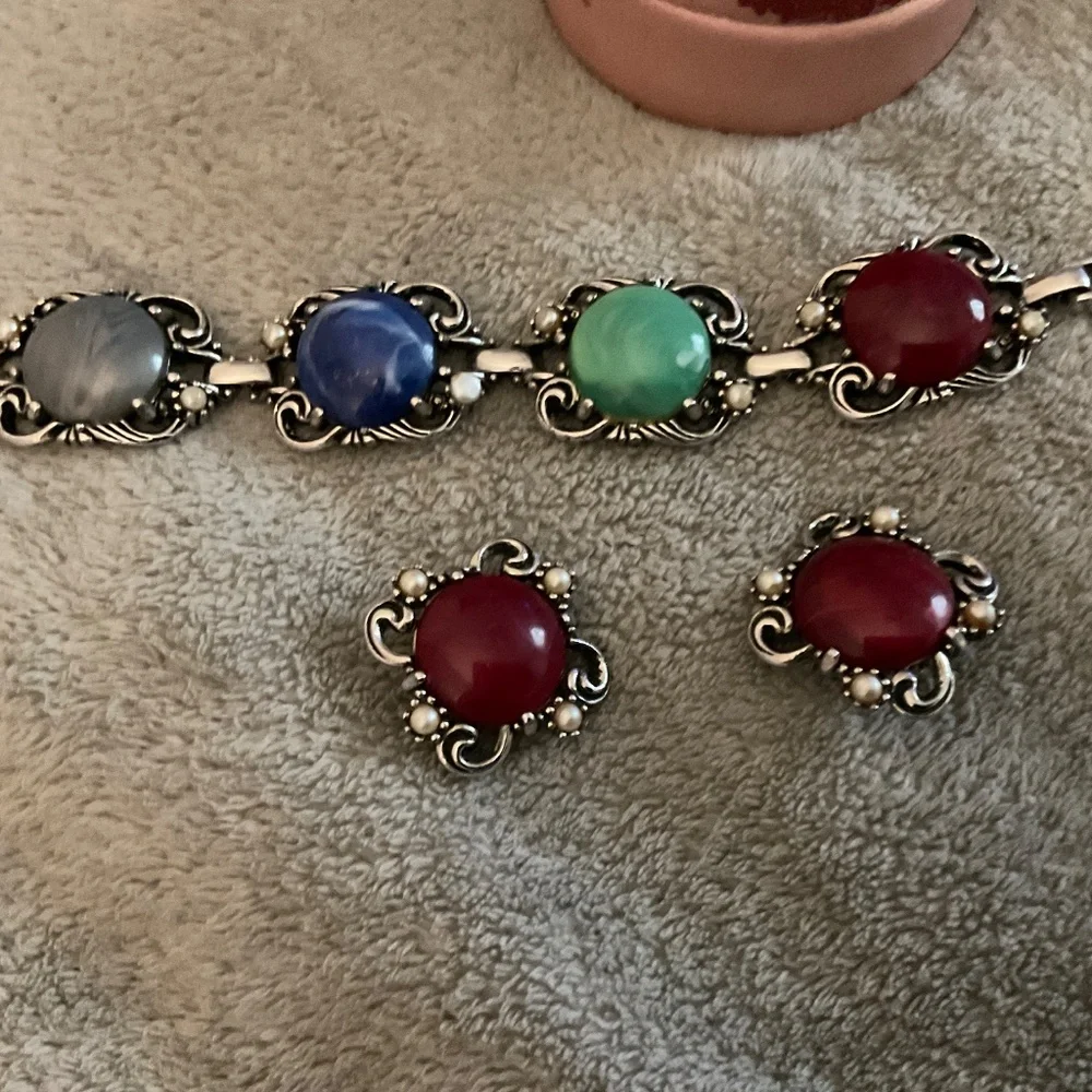 Vintage Sarah COVENTRY. BRACELET CLIP EARRINGS - Picture 8 of 9